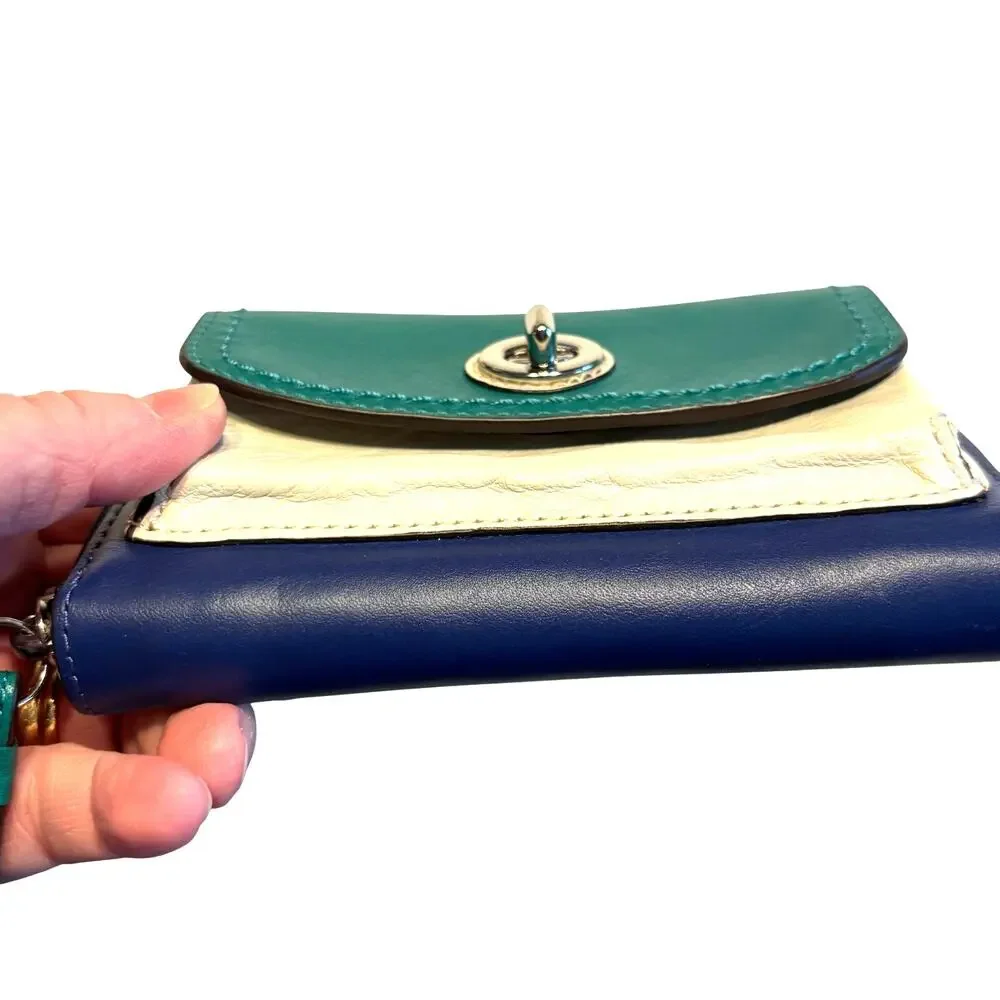 Vintage Coach leather color block blue green beige wristlet wallet clutch purse